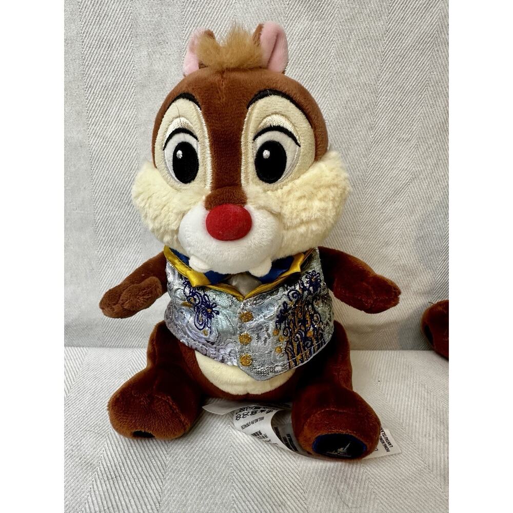 Disney 50th Anniversary Commemorative Chip 'n Dale Plush Figures - Picture 5 of 6